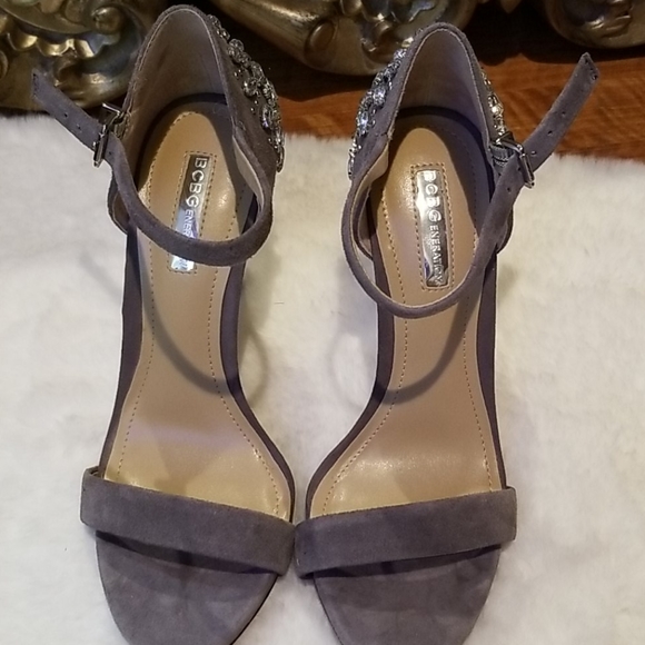 SOLD…SOLD…SOLD - Picture 3 of 8